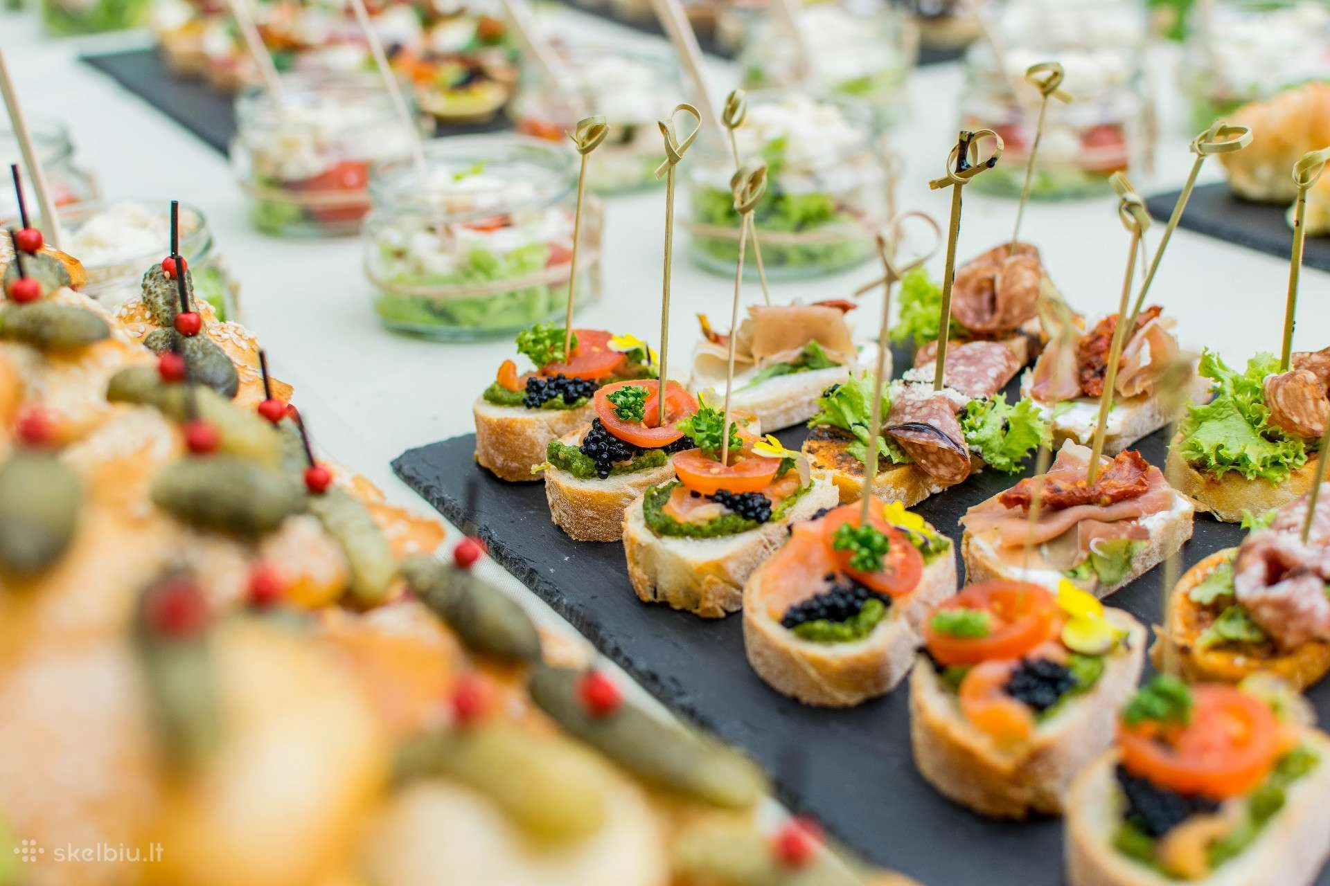 Comment calculer les quantités pour un cocktail - Jardins d'Epicure Traiteur Artisanal & éco-responsable à Paris et Île de France