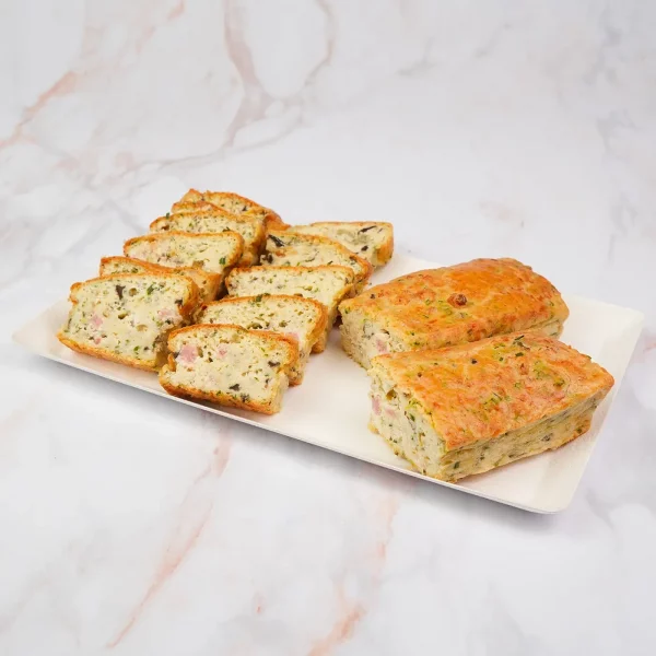 Plateau de cake salé aux olives et jambon – 420 g tranché